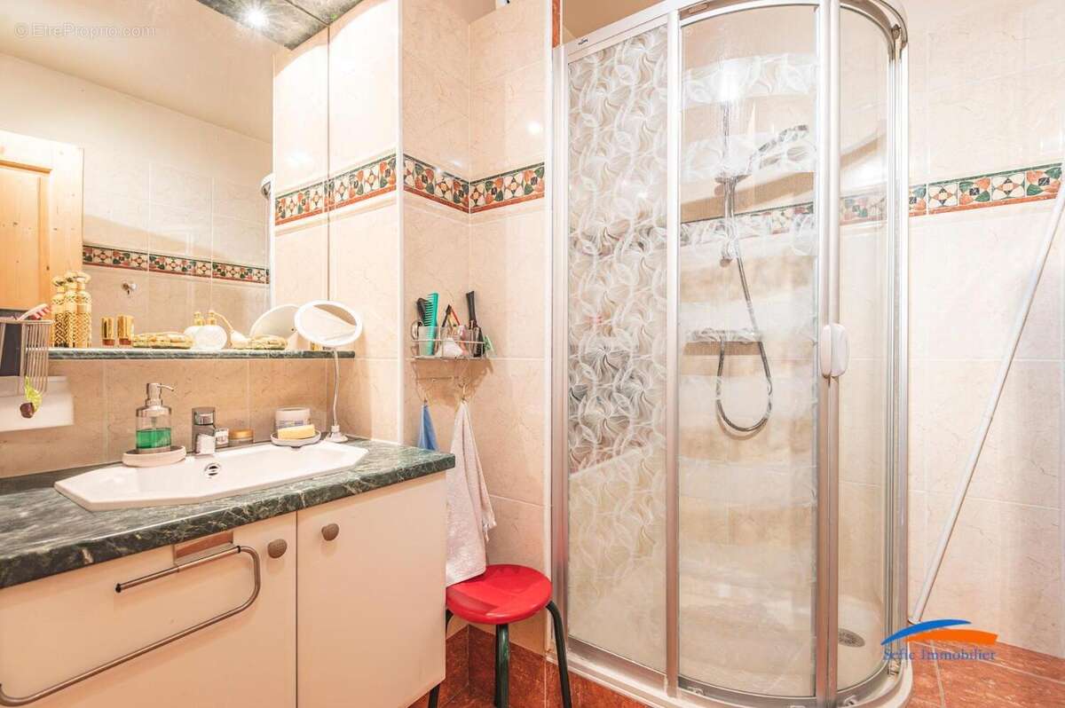   - Appartement à REIMS