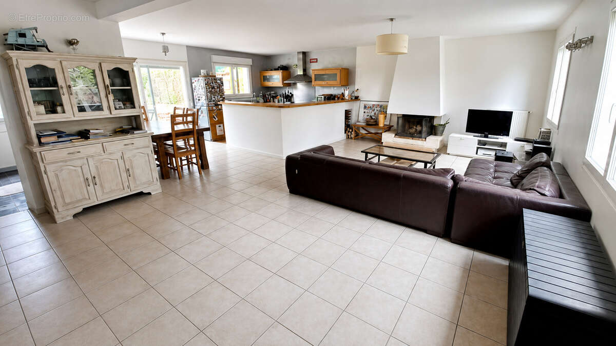 Maison à METTRAY