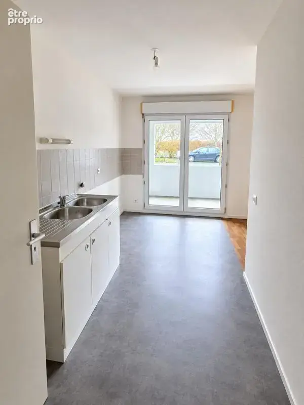 Appartement 3 pièces - Place Ney - photo 2
