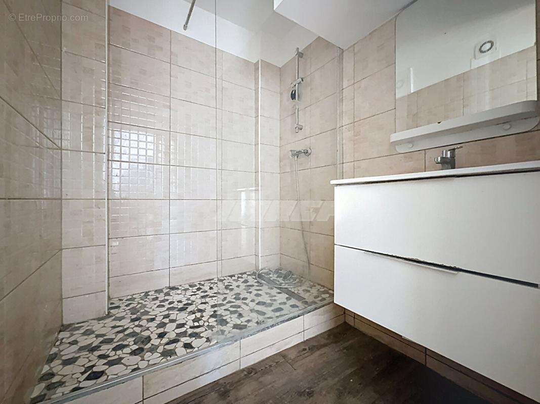 Appartement à MARSEILLE-9E