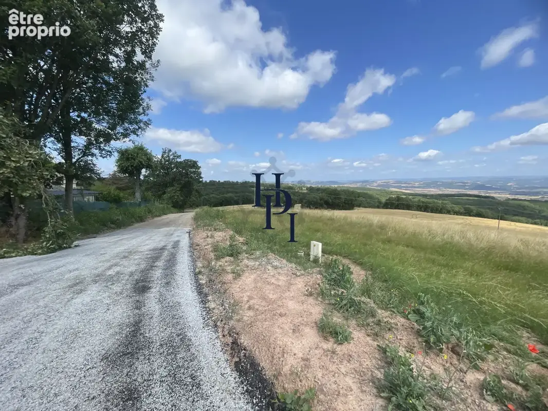 Vente terrain à bâtir viabilisé sur la commune de Mounes-Prohencoux. - photo 2