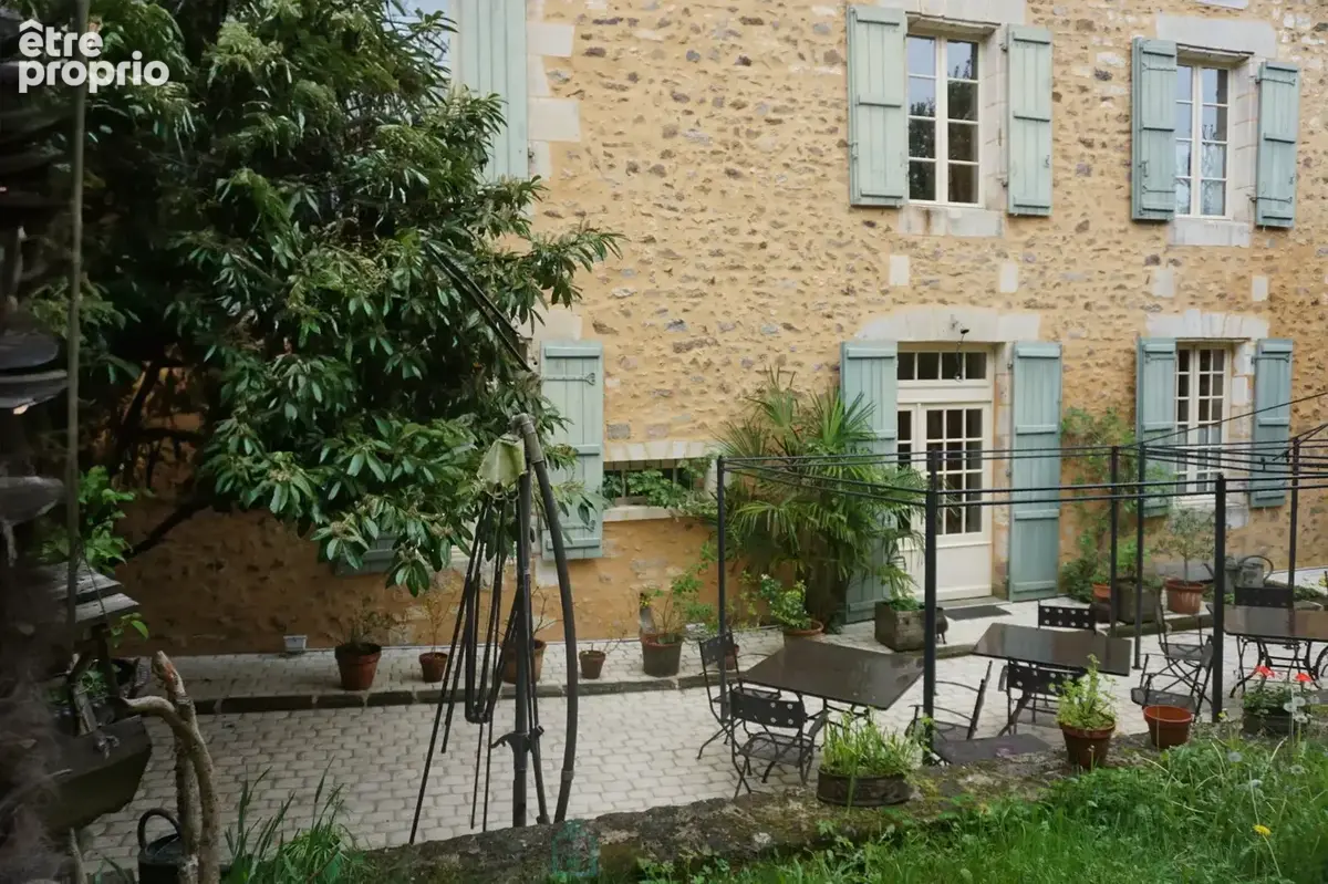 Somptueux Hôtel particulier du XIXe siècle, au coeur du parc naturel du Périgord vert. - photo 3