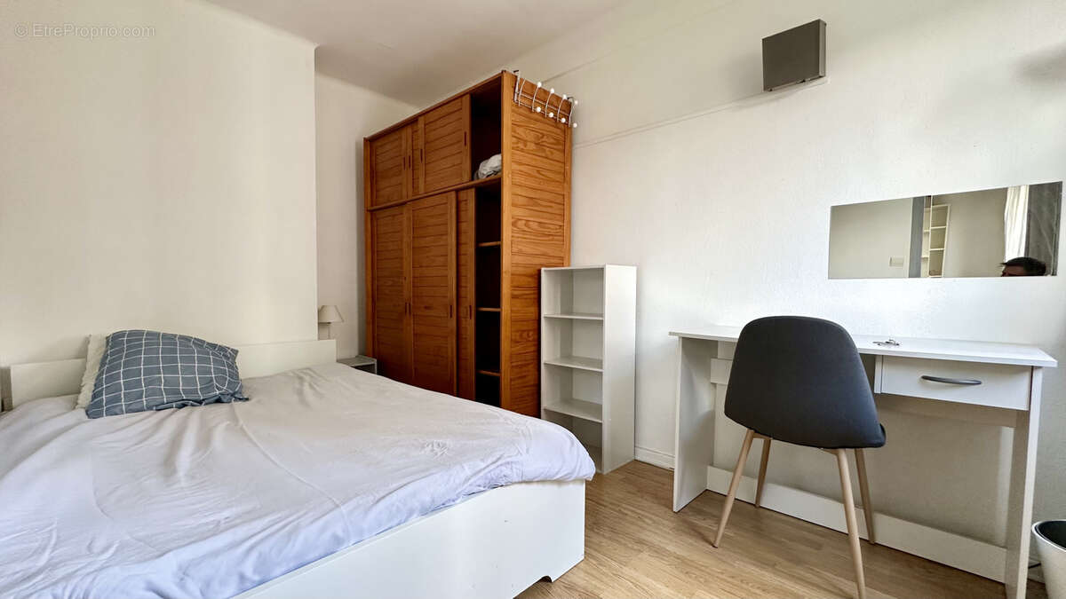 LILLE - Bois-blancs - Appartement T5 - photo 3