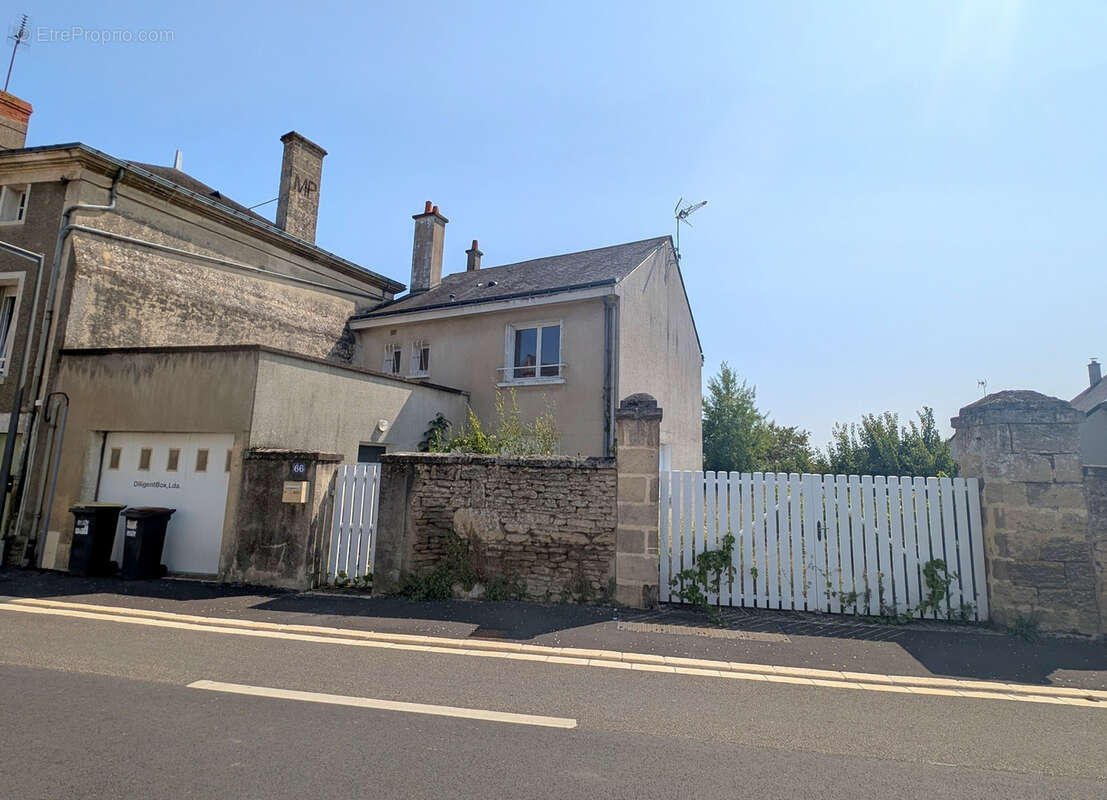 Centre doué maison a rafraichir - photo 15