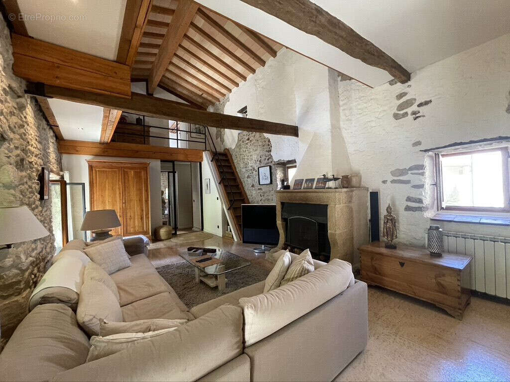 Maison à ROCHEGUDE
