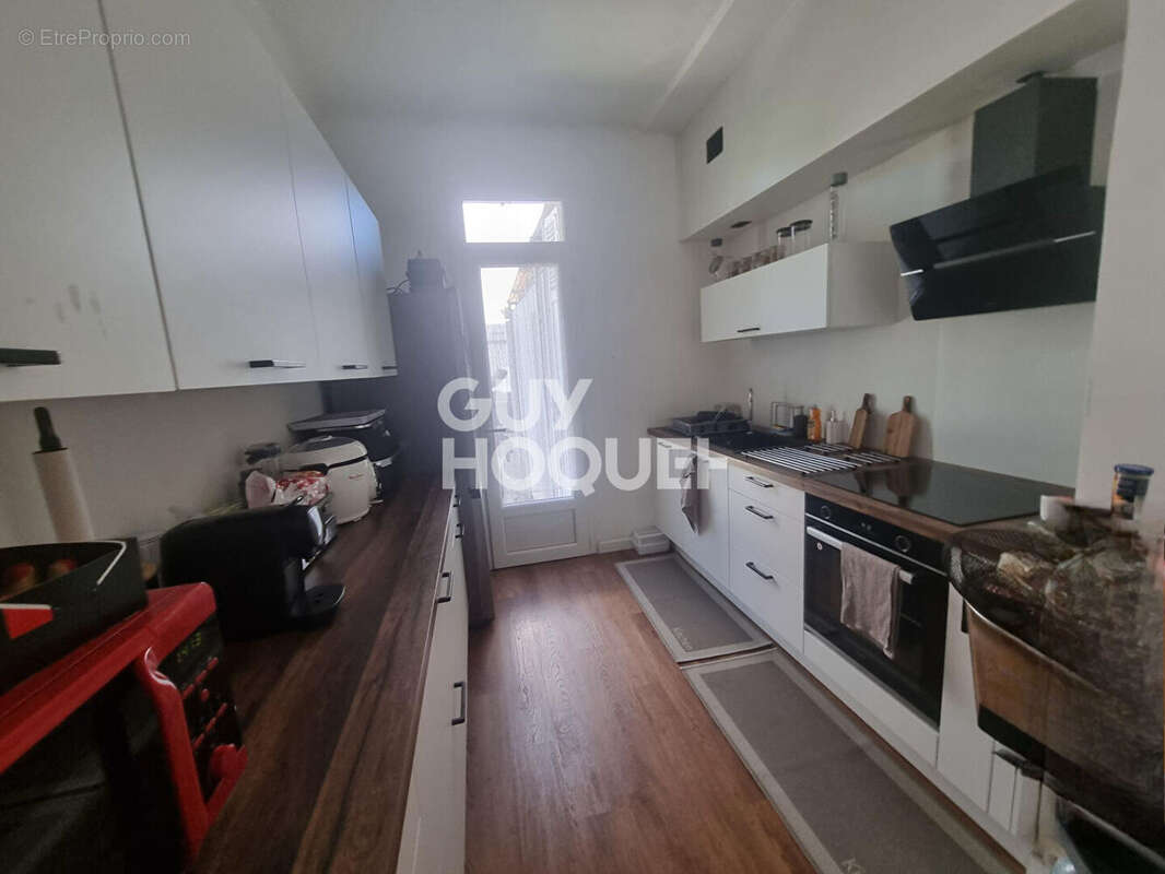charmant T2 de 60 m² entièrement rénové - photo 3
