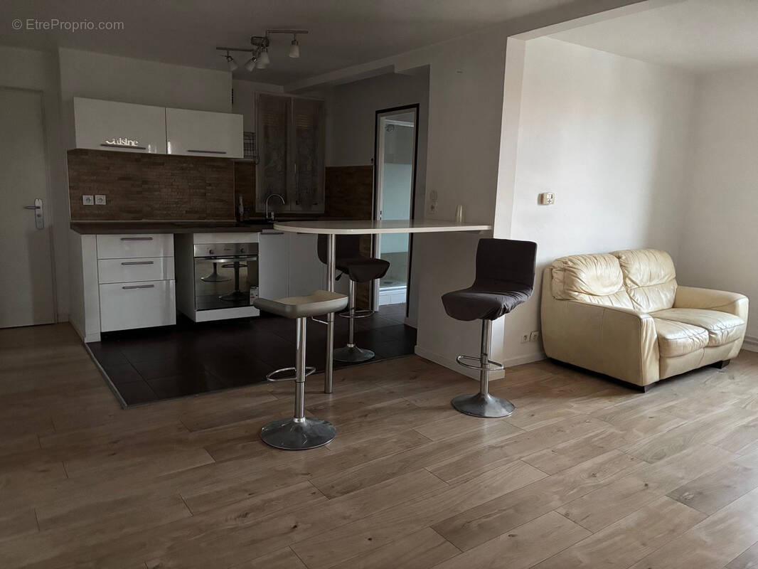 Appartement à MARSEILLE-15E