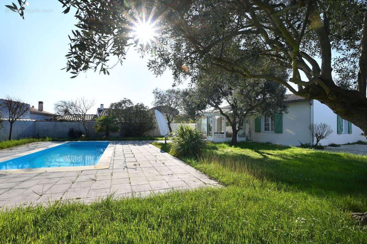 Maison à LA COUARDE-SUR-MER
