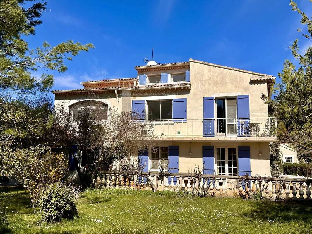 Maison à CHEVAL-BLANC