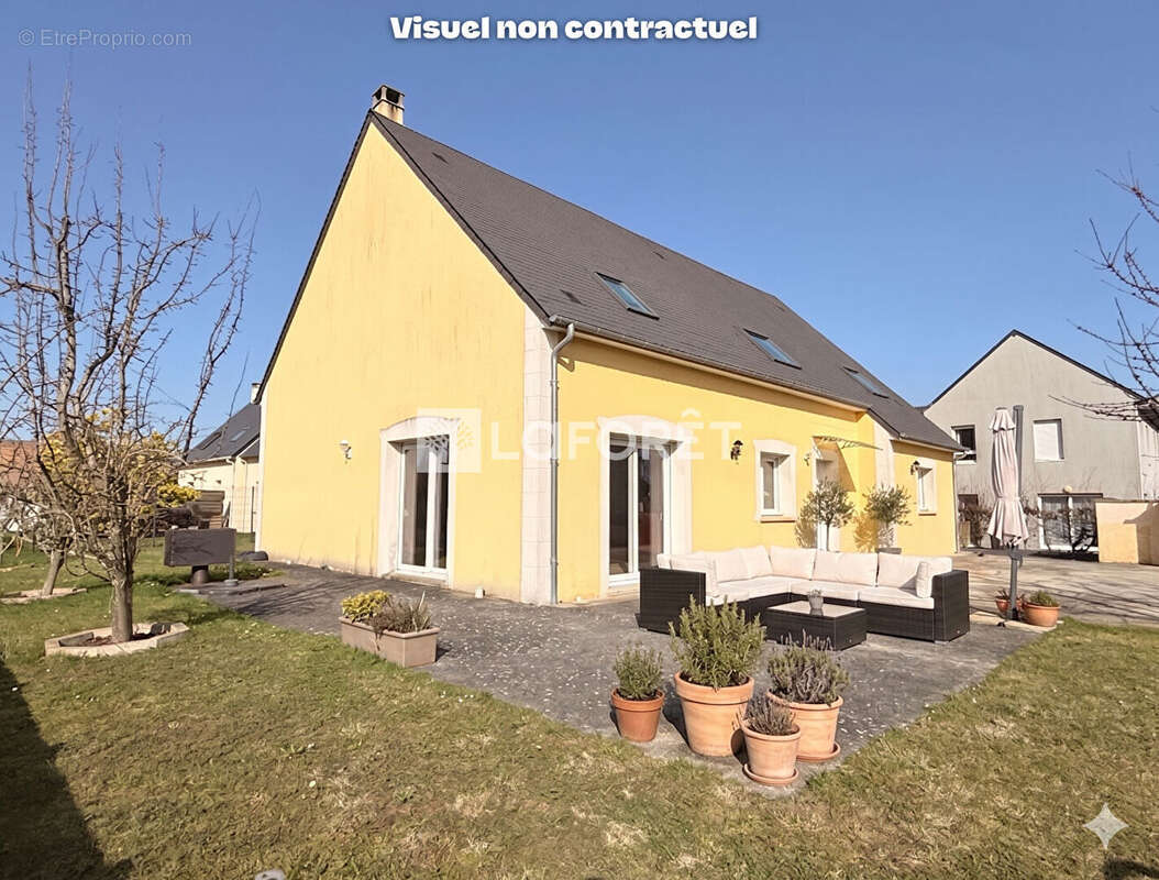 Maison à CAGNY