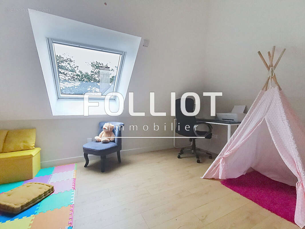 Maison à JULLOUVILLE