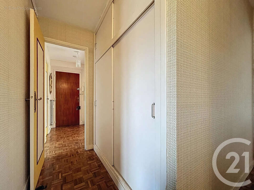 Appartement à MELUN
