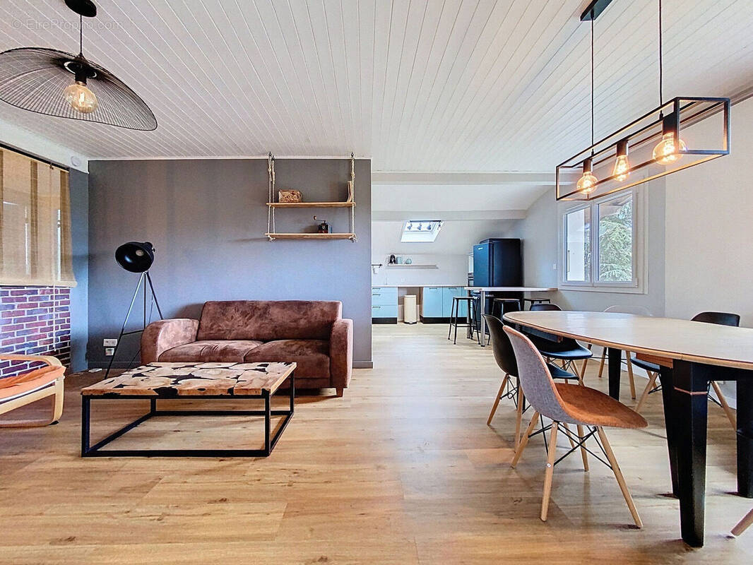 Appartement à ANNECY-LE-VIEUX