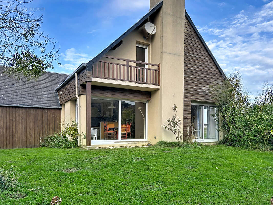 Maison à VIERVILLE-SUR-MER