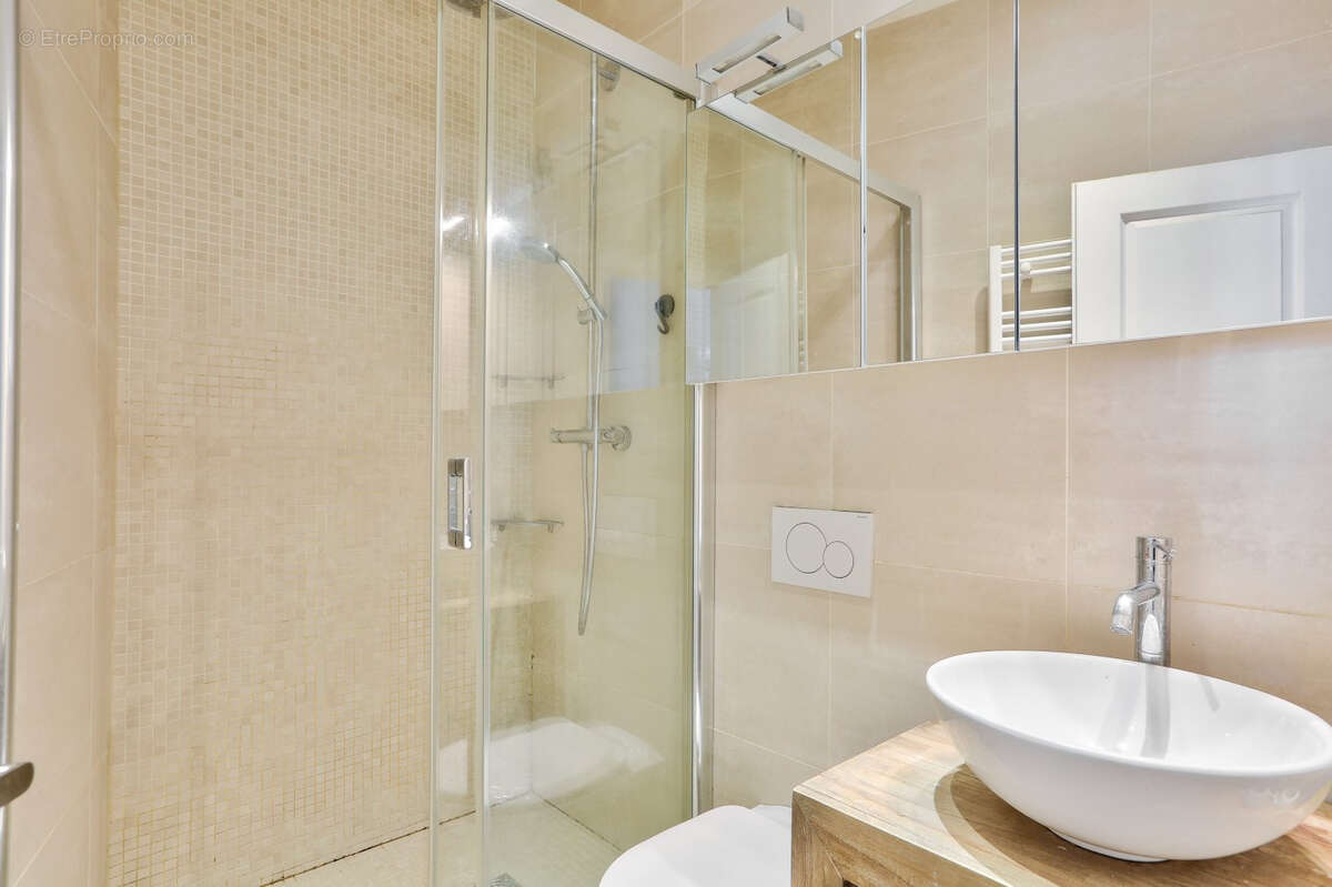 Appartement à PARIS-2E