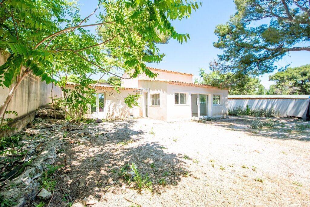 Maison à MARSEILLE-13E