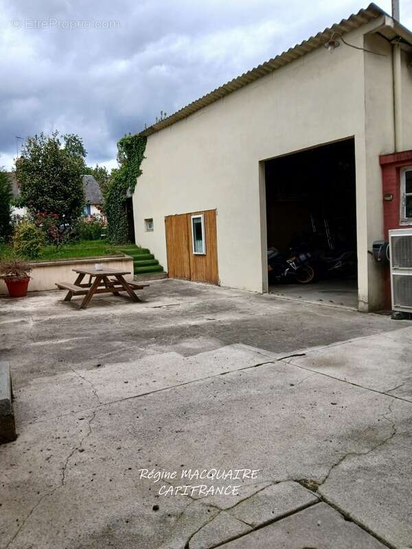 A Vendre -  Maison de bourg rénovée – 190 m² – 5 chambres – équipements modernes : une opportunité rare au centre bourg. MORTAIN - photo 18
