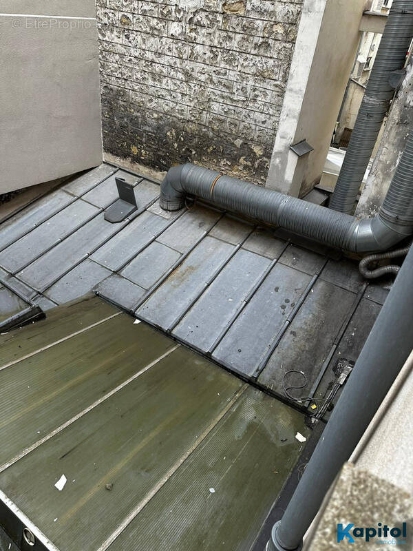 Autre à PARIS-17E
