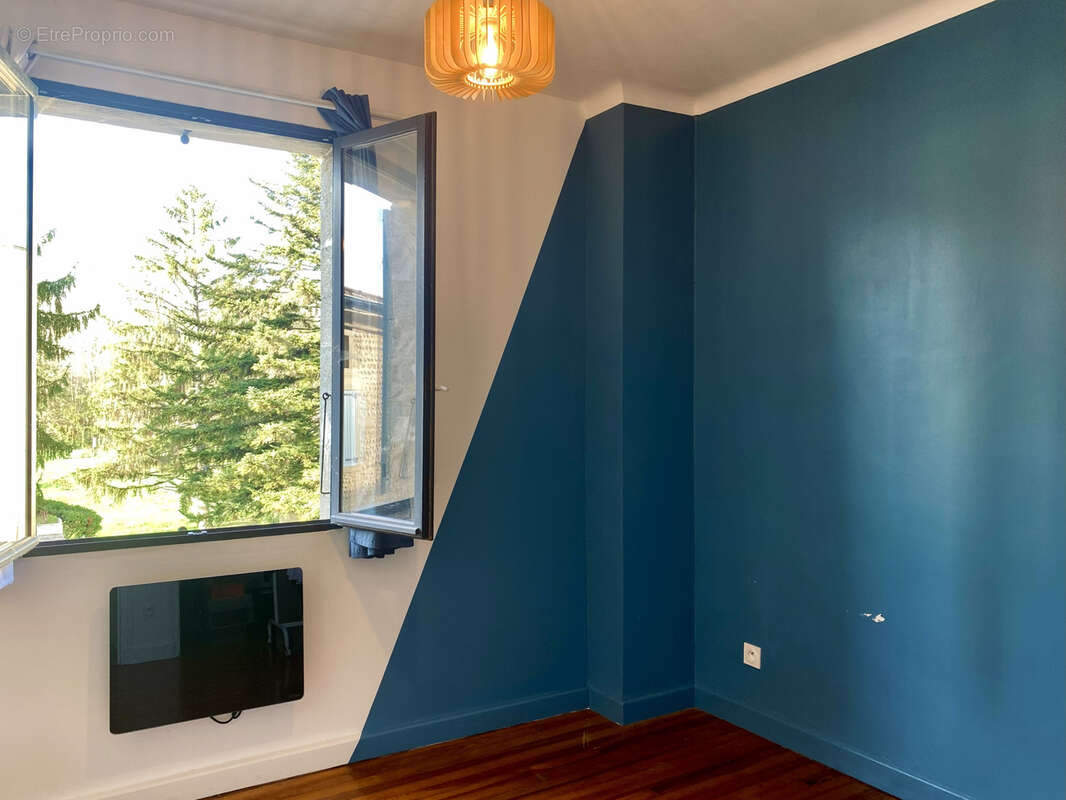 Maison à CHANTEMERLE-LES-BLES