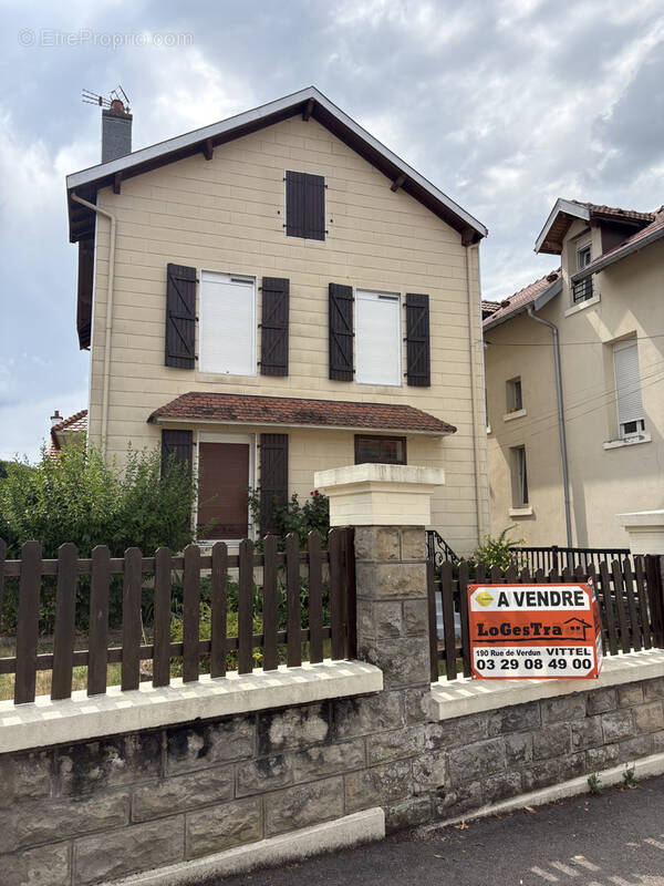 Maison à VITTEL