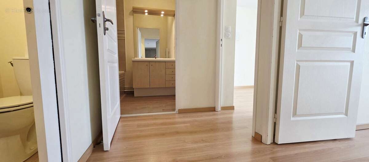 Appartement 71 m² à Lannion  - photo 8