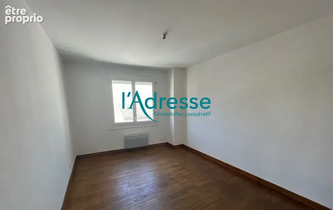 Ensemble immobilier de 189m² à MONTREVAULT - photo 12