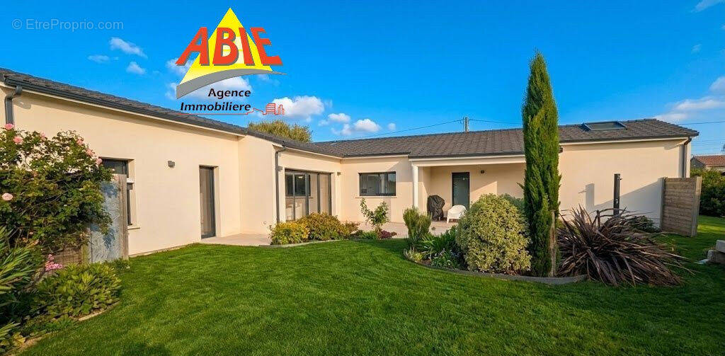 Photo 1 - Maison à DAMVIX