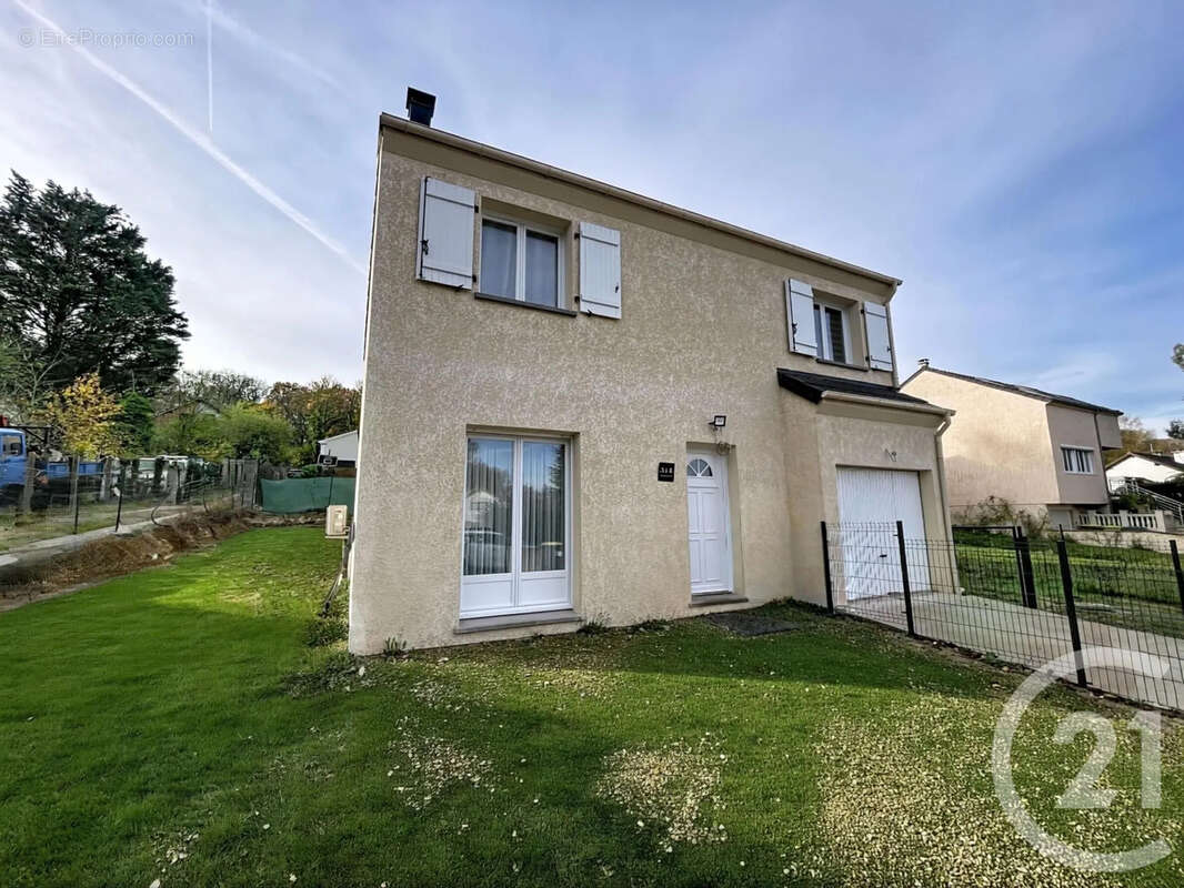 Maison à BOUSSY-SAINT-ANTOINE