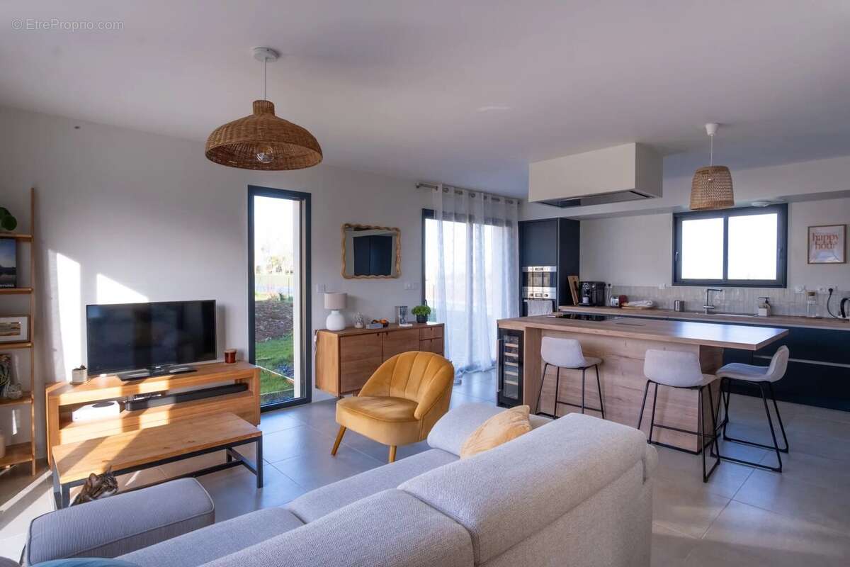 Maison à COURSEULLES-SUR-MER