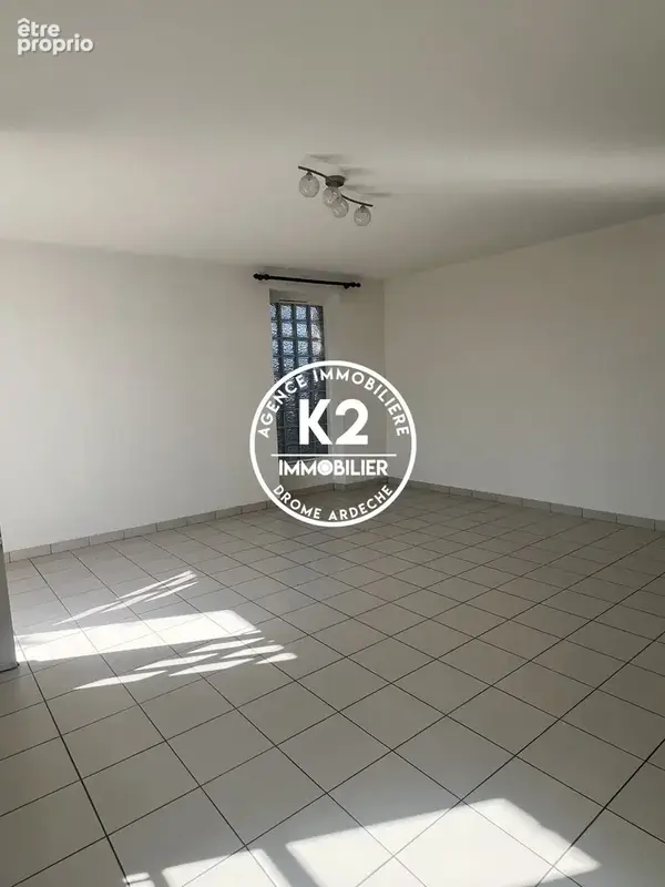Appartement 4 pièces 108 m² à vendre à Montelimar (26200) - photo 7