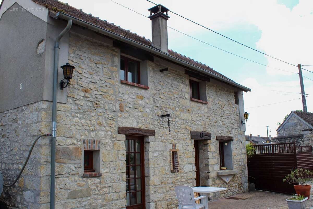 Maison à CHEVRAINVILLIERS