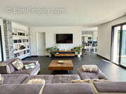 Maison à VAILHAUQUES