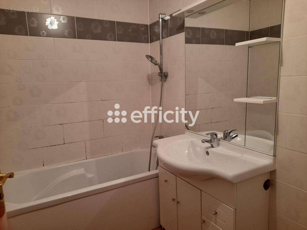 Appartement à PEZENAS