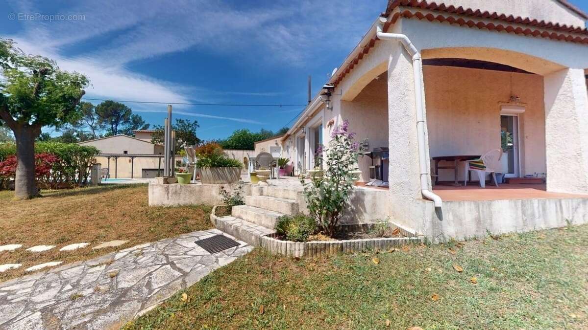 Maison à vendre 5 pièces GAREOULT (83) - photo 20