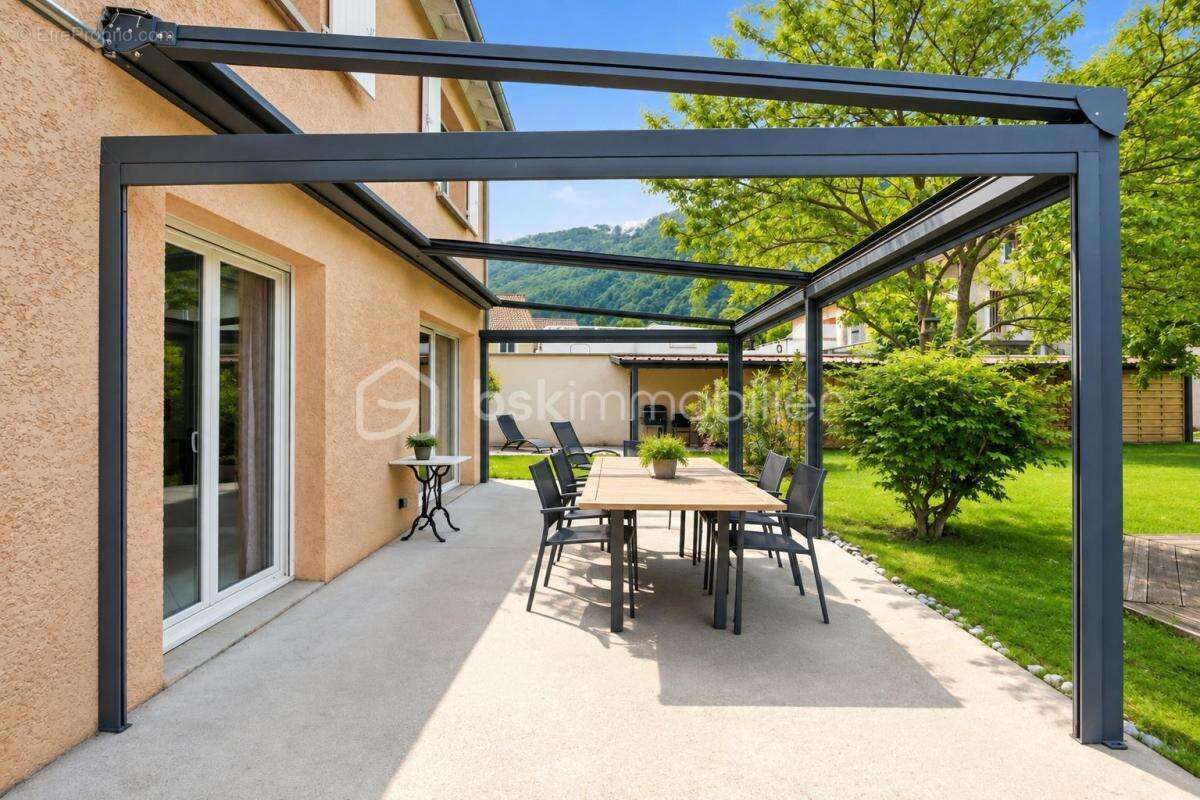 Le péage-de-vizille – maison 4 chambres avec piscine et jardin - photo 9