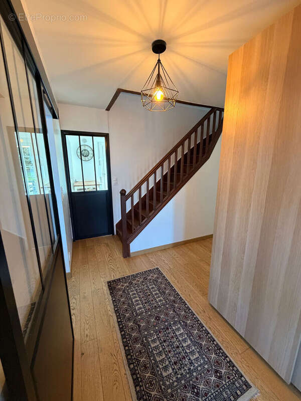 Maison à ORRY-LA-VILLE