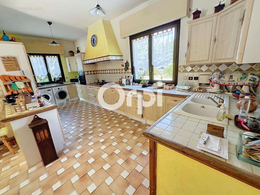 Maison à MARGNY-SUR-MATZ