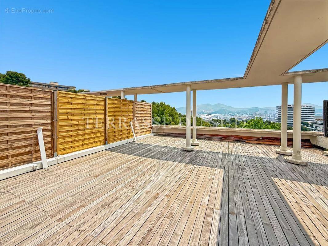 Appartement à MARSEILLE-8E