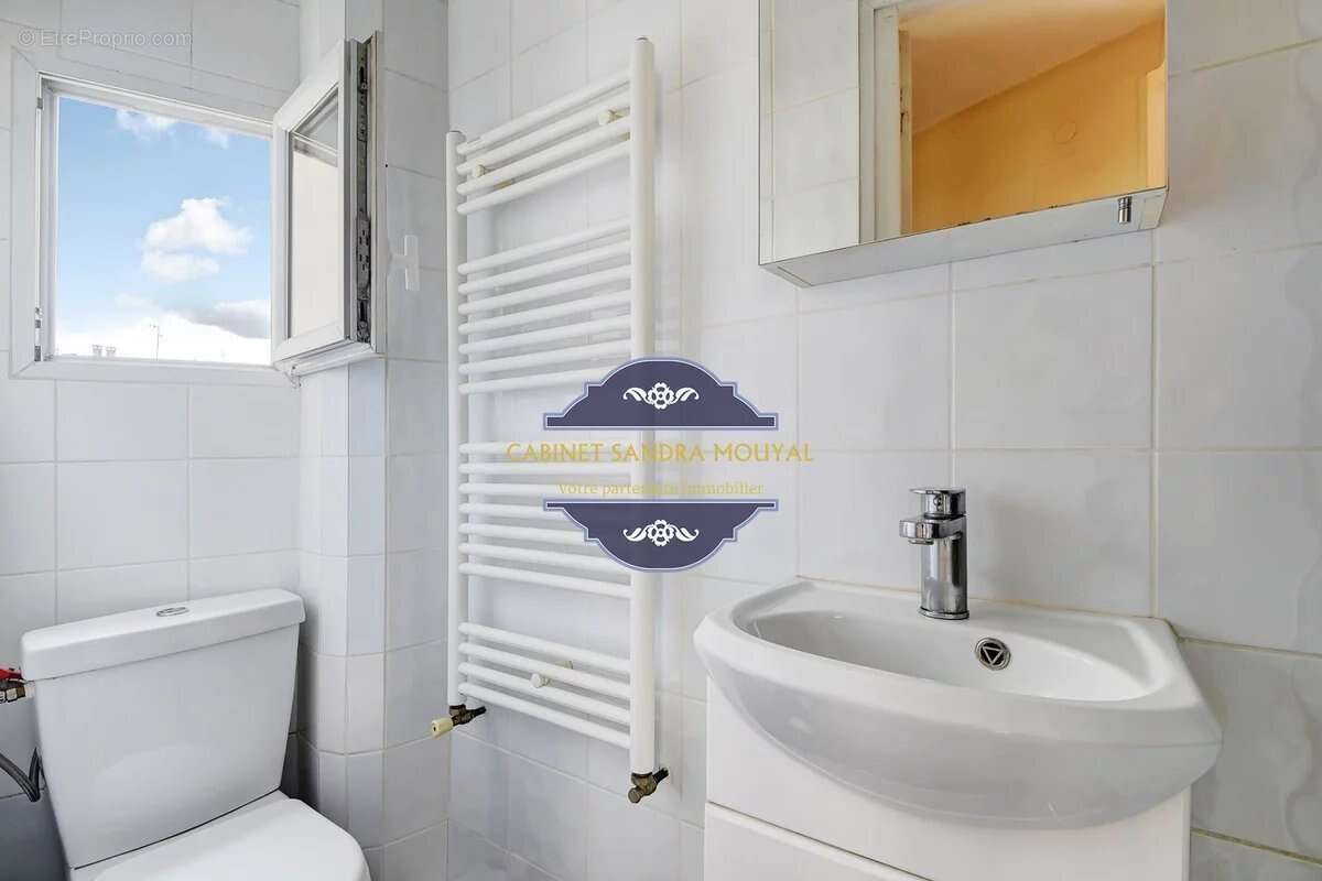 Appartement à PARIS-3E