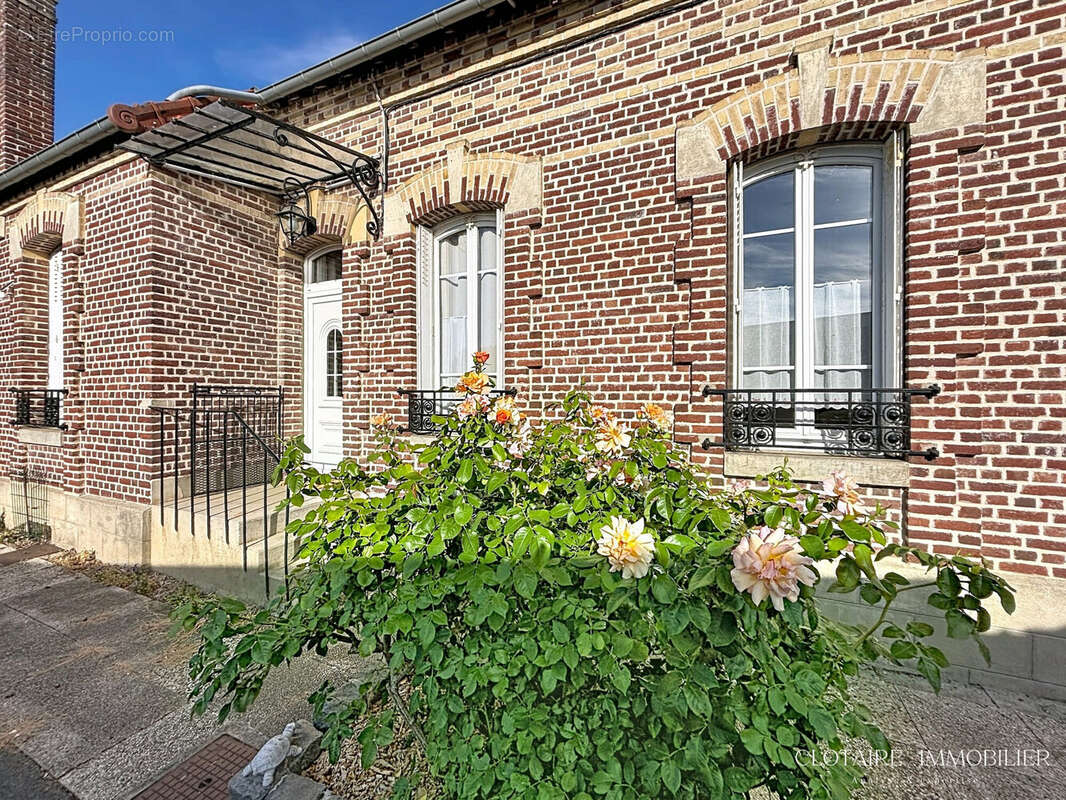 Maison 220 m² à Compiegne  - photo 6