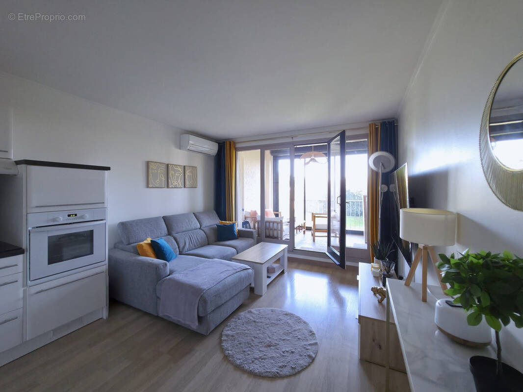 Appartement à COGOLIN