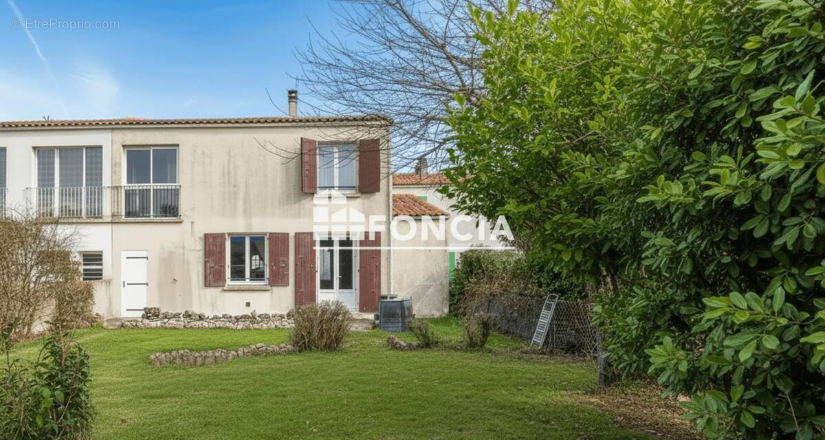 Maison à LA ROCHELLE