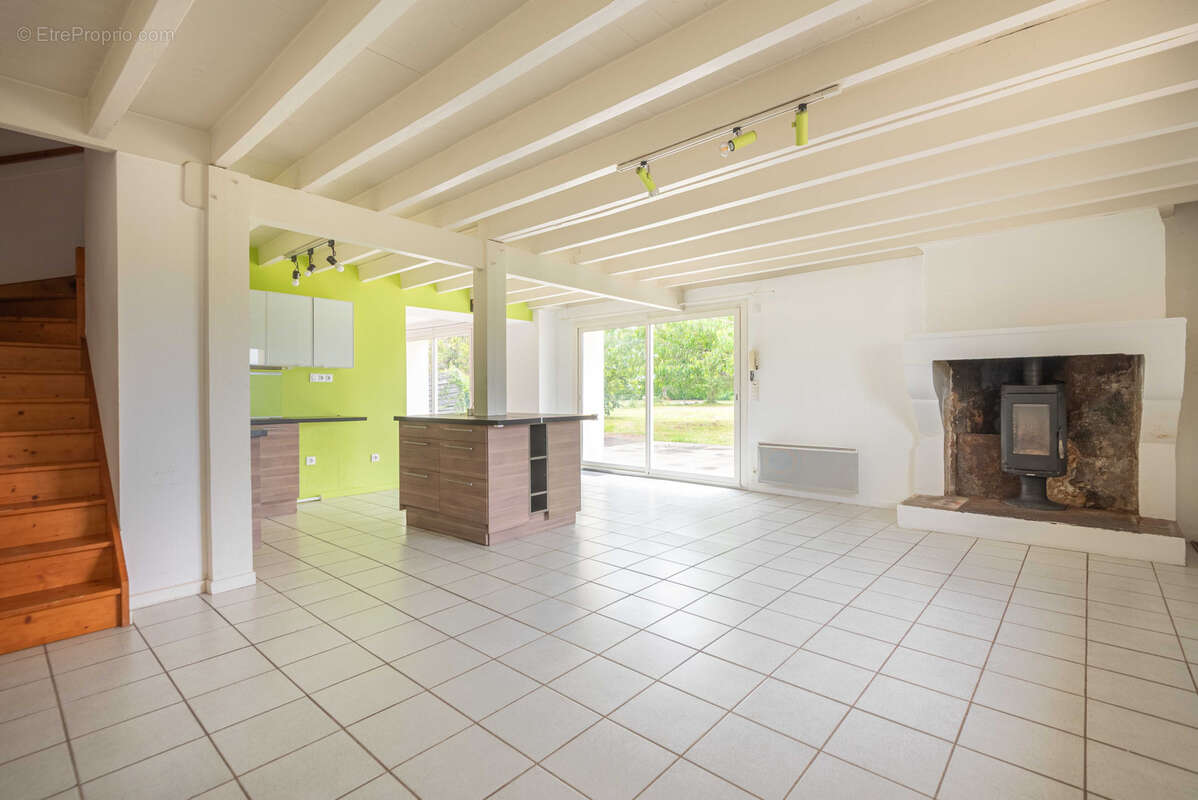 Maison à QUINSAC