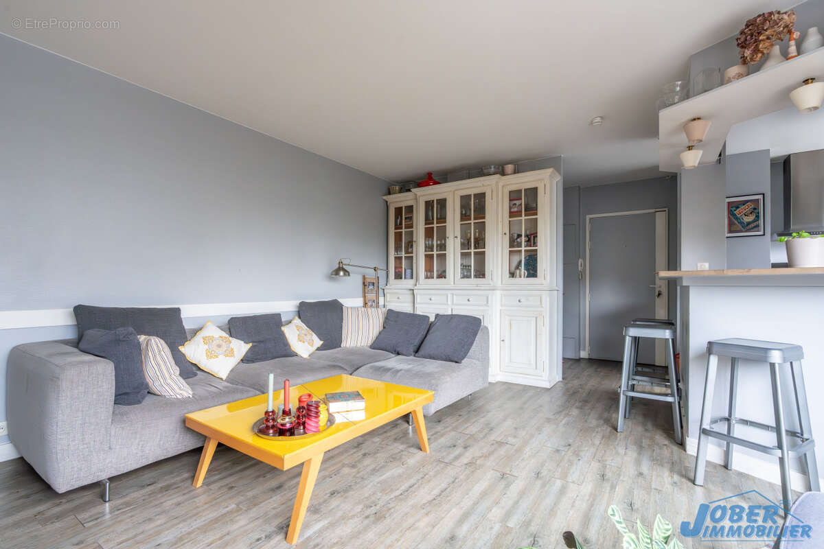 Appartement à NOGENT-SUR-MARNE