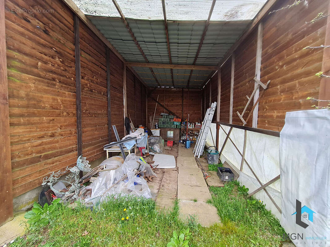 A vendre longere 97 m² - photo 12