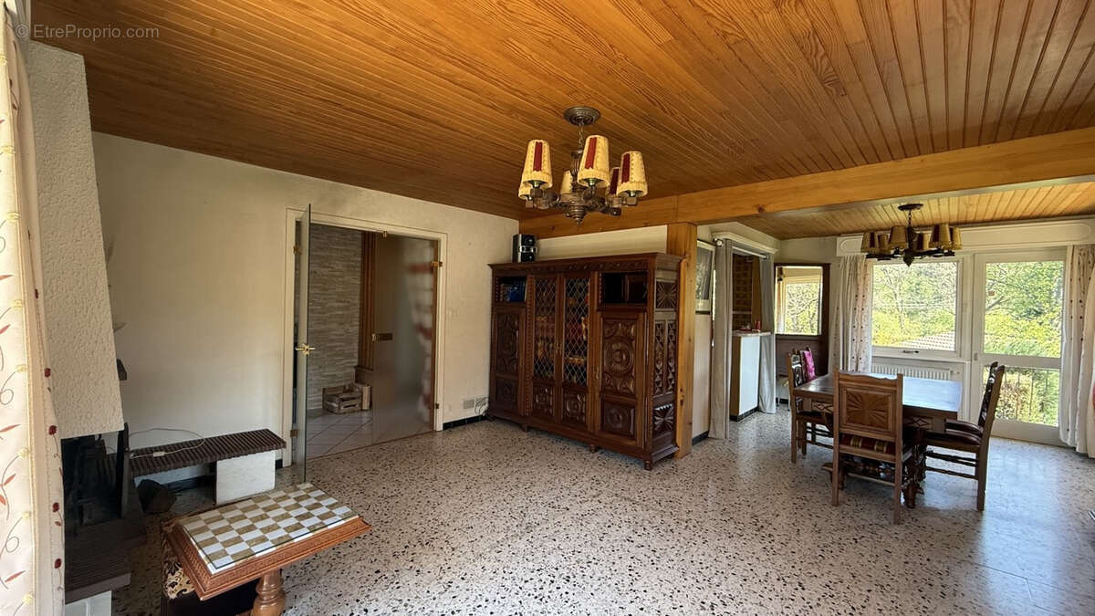 Maison à TAINTRUX