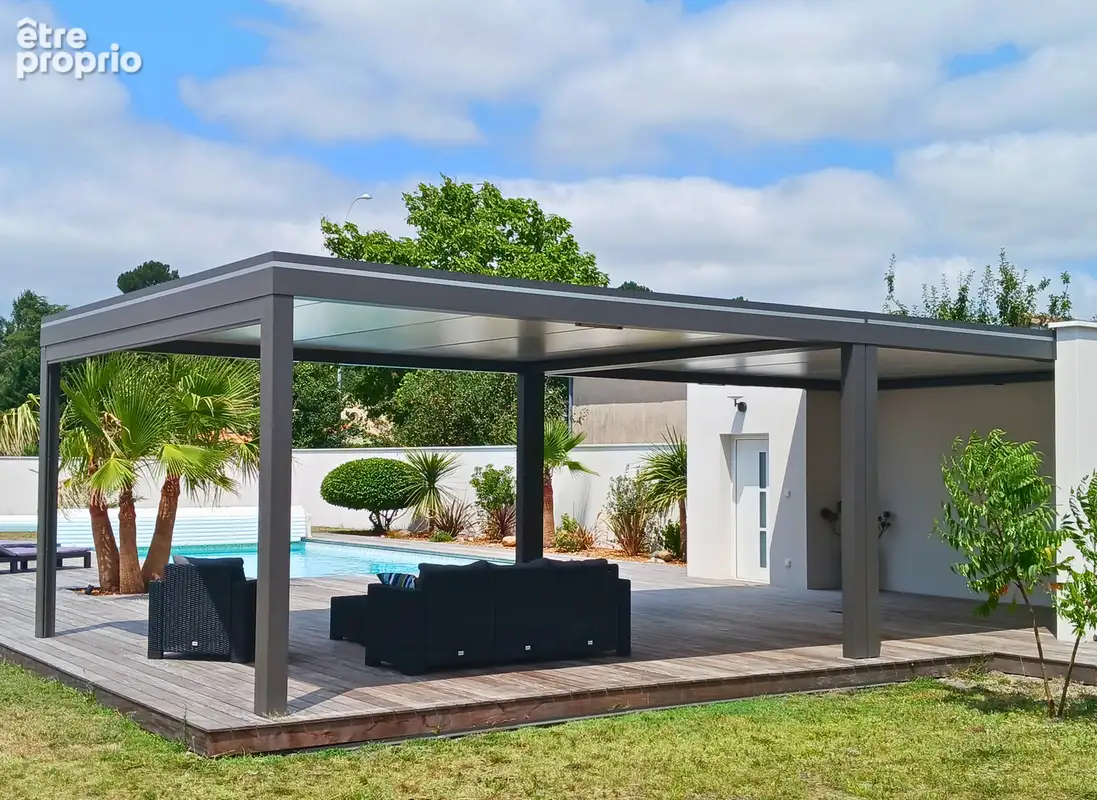 Magonty. Maison Plain-Pied 4 Chambres + Bureau–Piscine–1 882 m² - photo 6