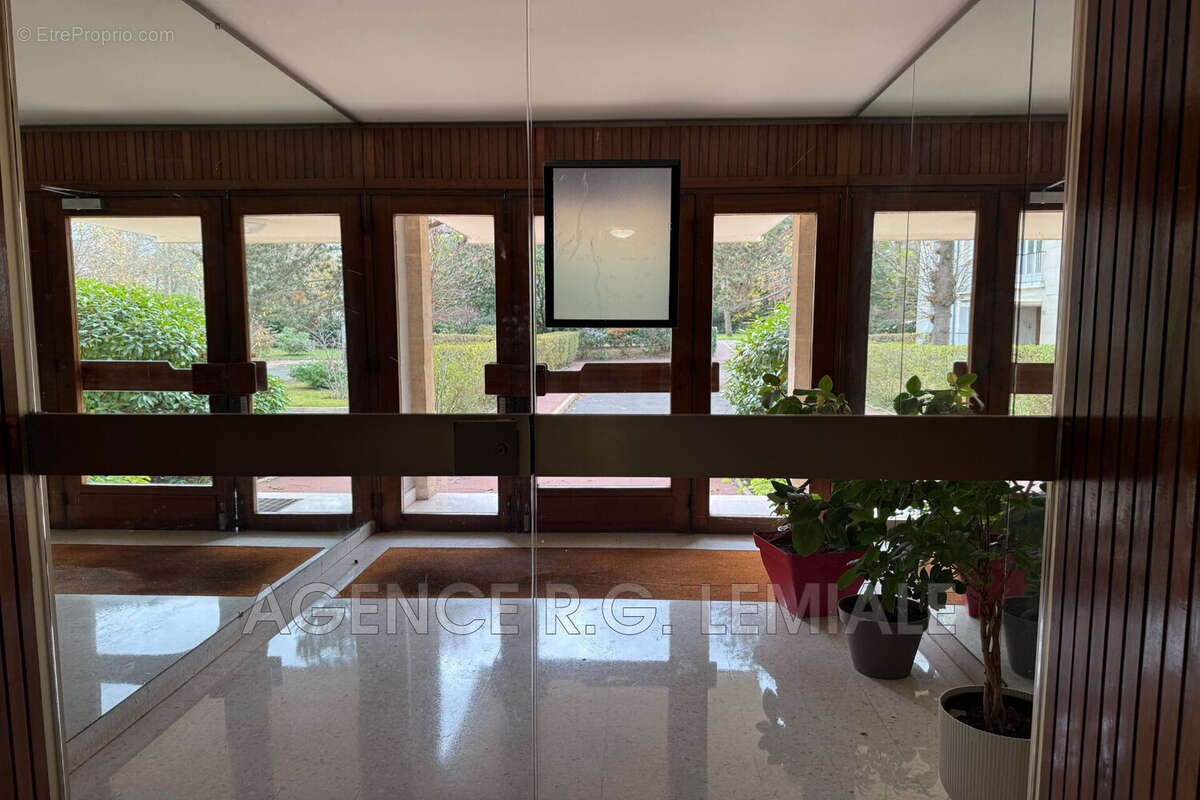 Appartement à MAISONS-LAFFITTE