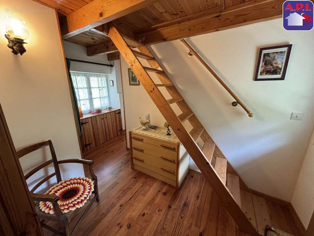 Maison à CAMPAGNA-DE-SAULT