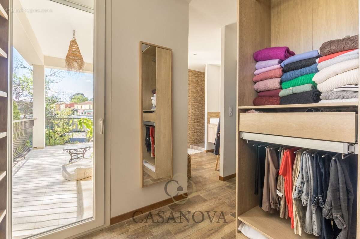 Maison à PRADES-LE-LEZ